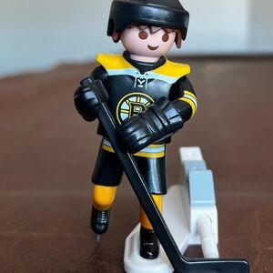 Playmobil NHL Boston Bruins Hockey Player